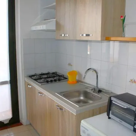 Bilo Camerino A Marcelli アパート *